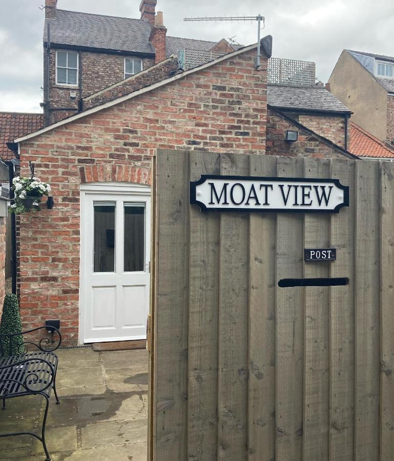 Moat View Free Parking, Central, Ev Plug Йорк Екстериор снимка